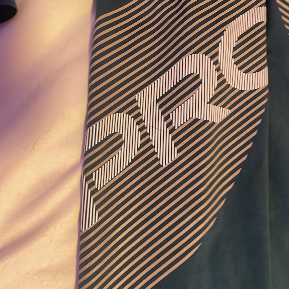 Never Worn!!!! - image 3